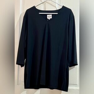 TR Bentley Vintage Woman Plus 1X Black Top V-Neck, 3/4 Sleeves, NWT